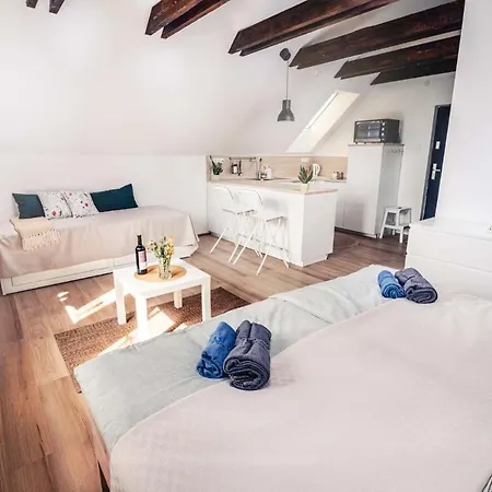 Apartman Podkroffka Boretice Exterior photo